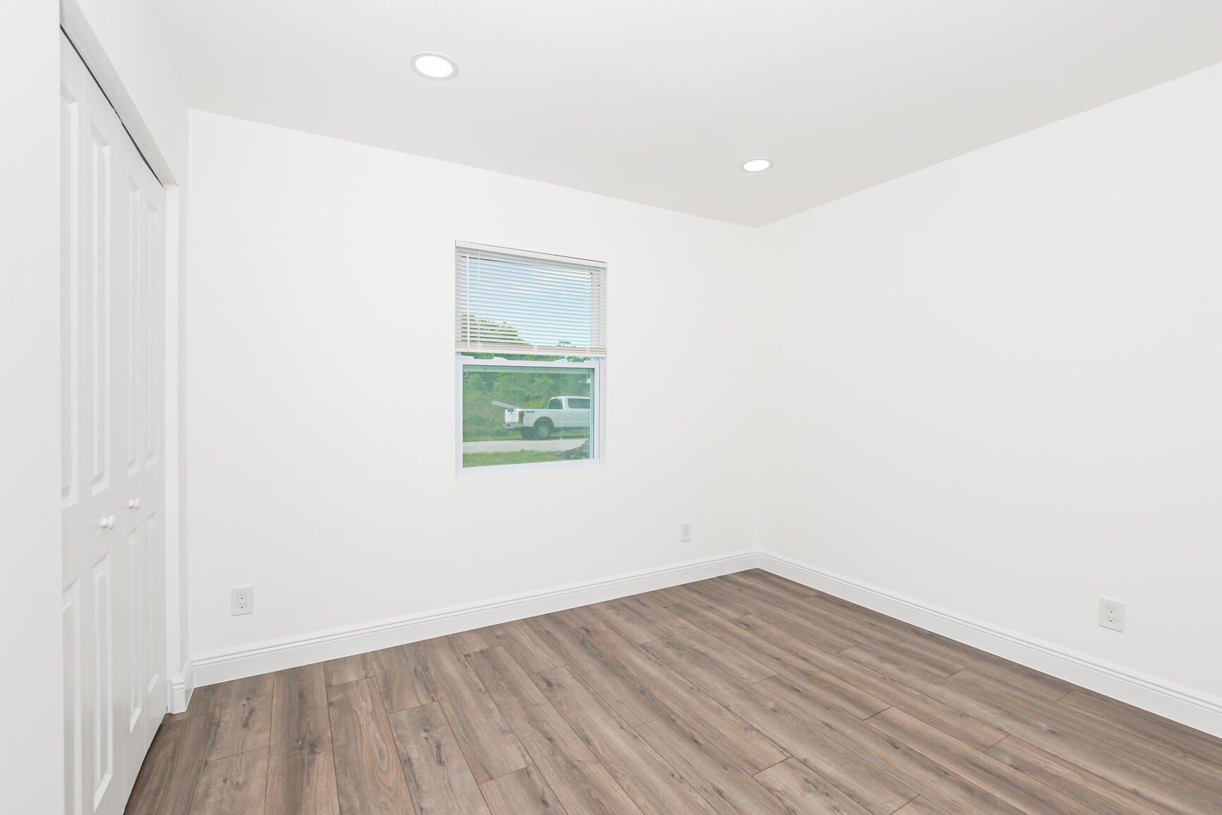 Sw Nichols Ter, Port Saint Lucie, FL 34953
