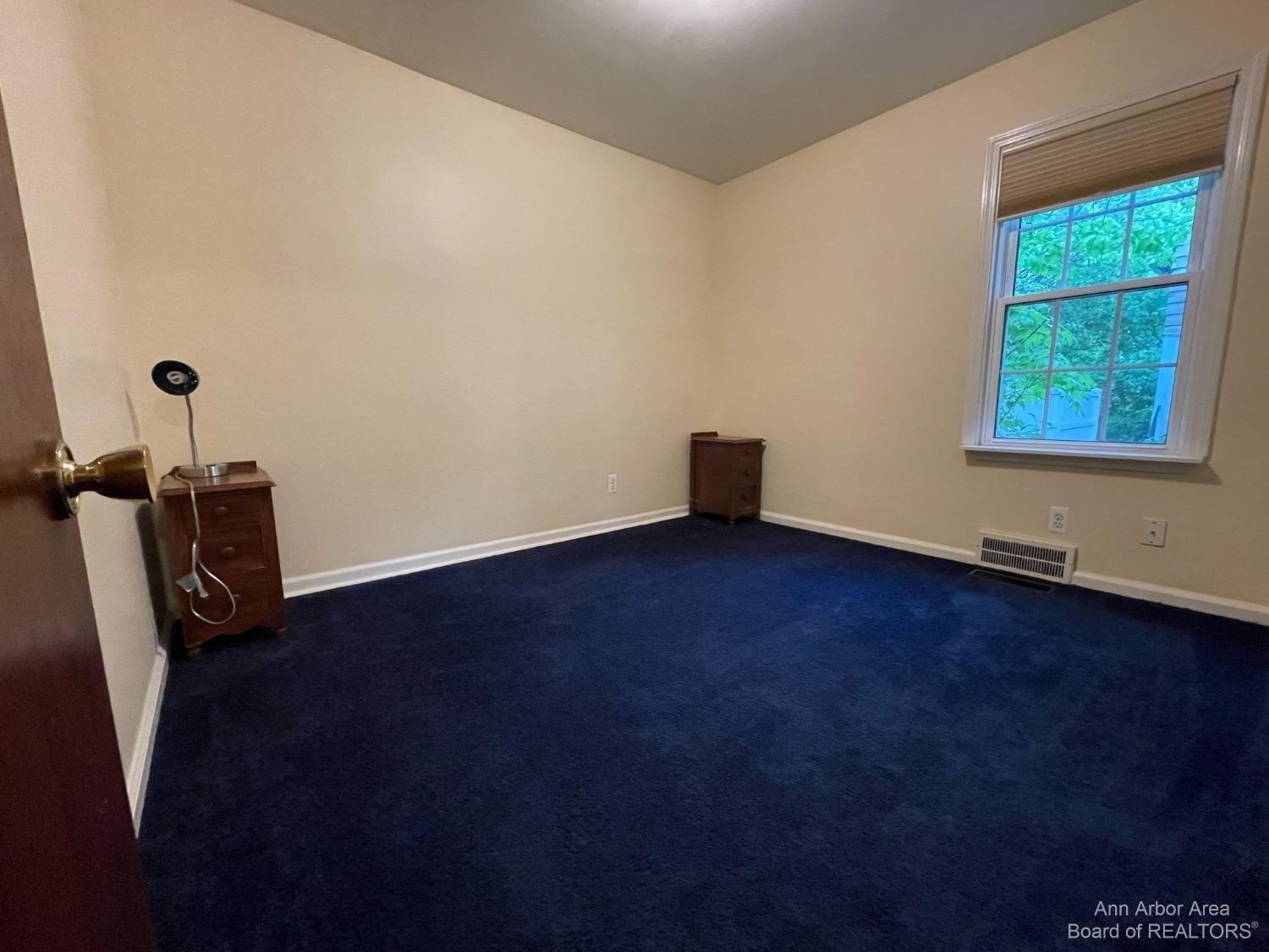 Hutchins Ave, Ann Arbor, MI 48103