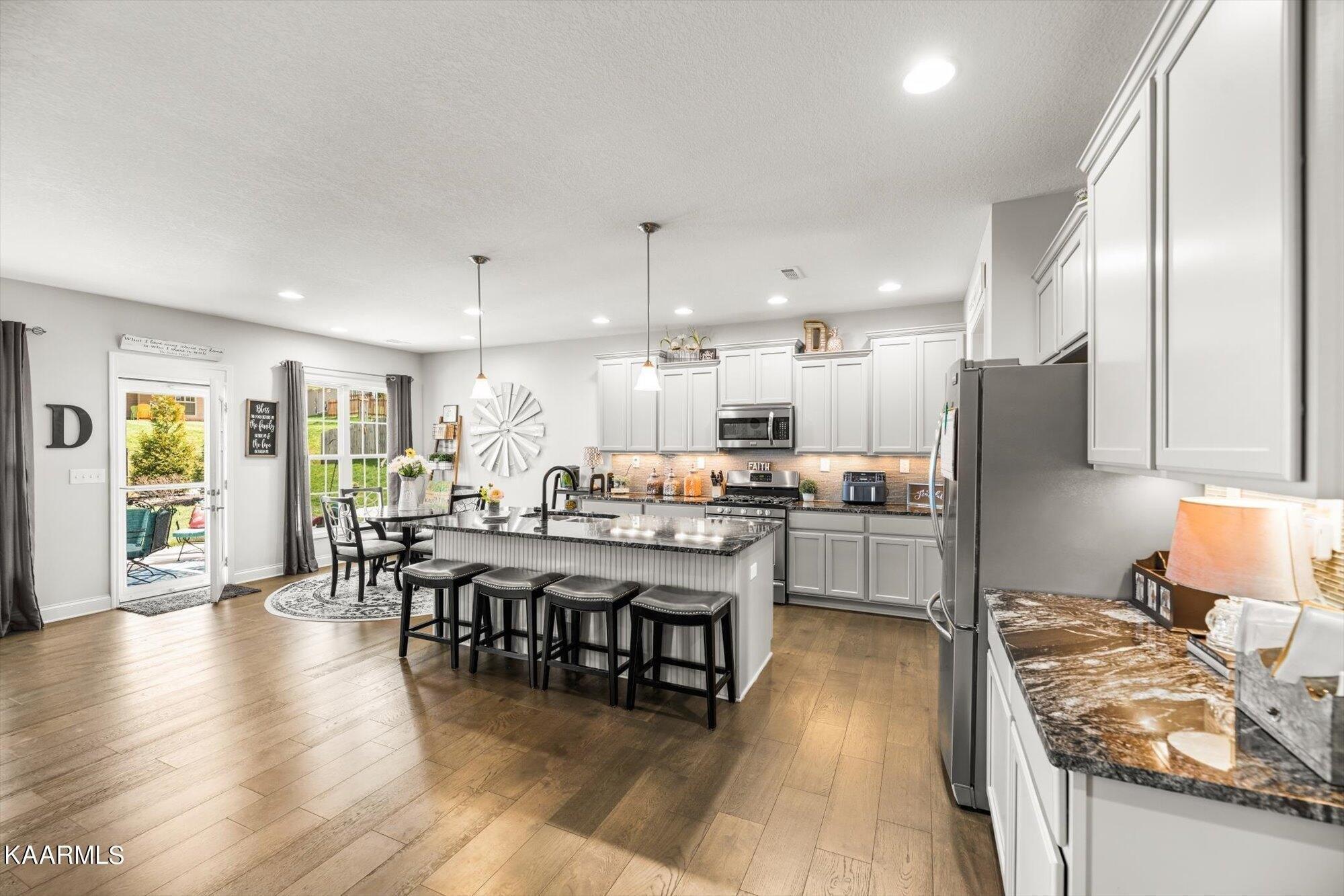Gusty Wind Ln, Knoxville, TN 37932