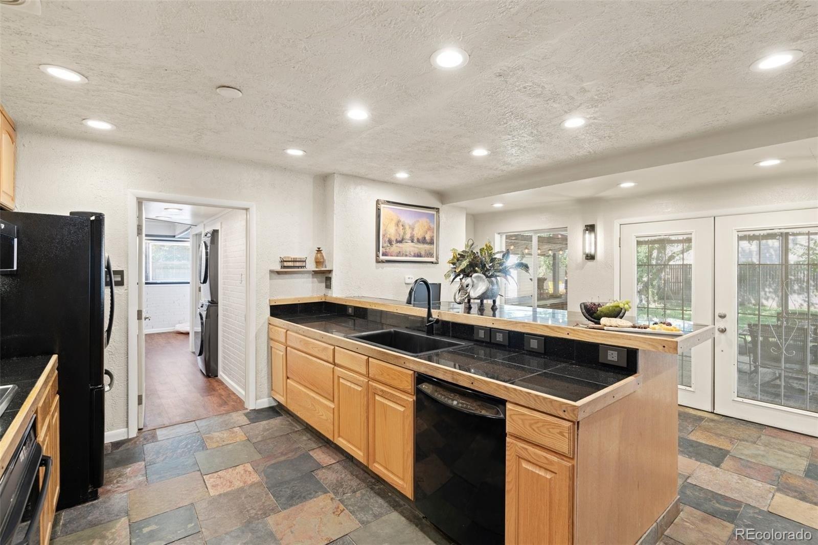 Yukon St, Lakewood, CO 80226