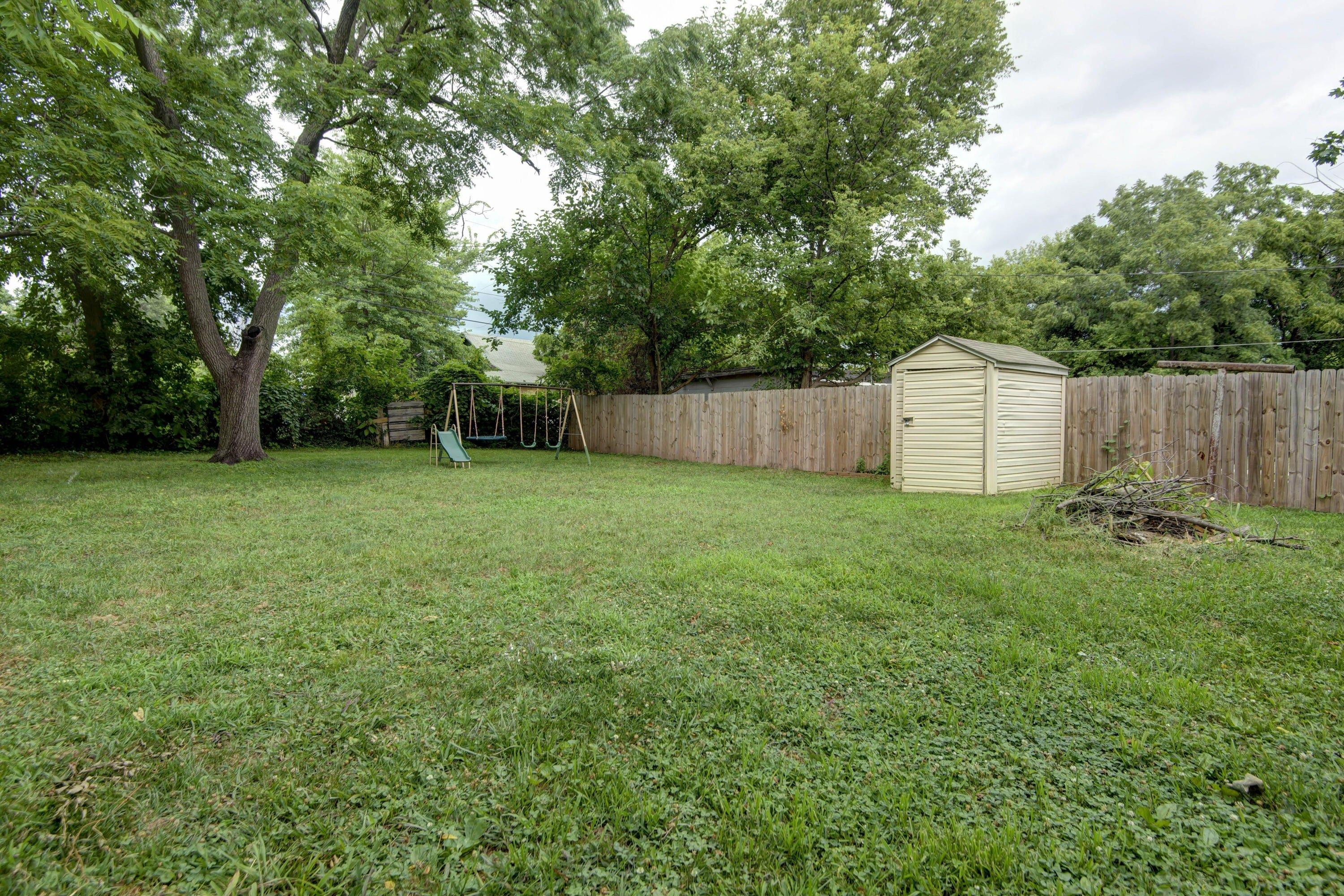 W Division St, Springfield, MO 65803