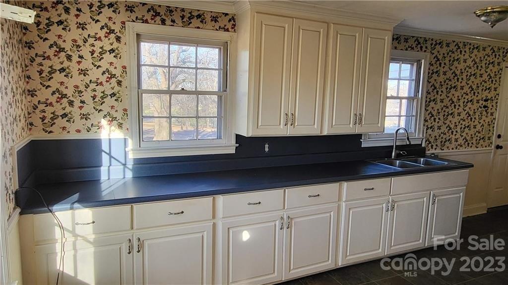 N Catawba St, Lancaster, SC 29720