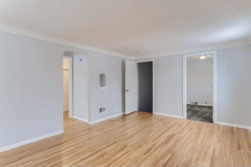 7th Ave S, South Saint Paul, MN 55075