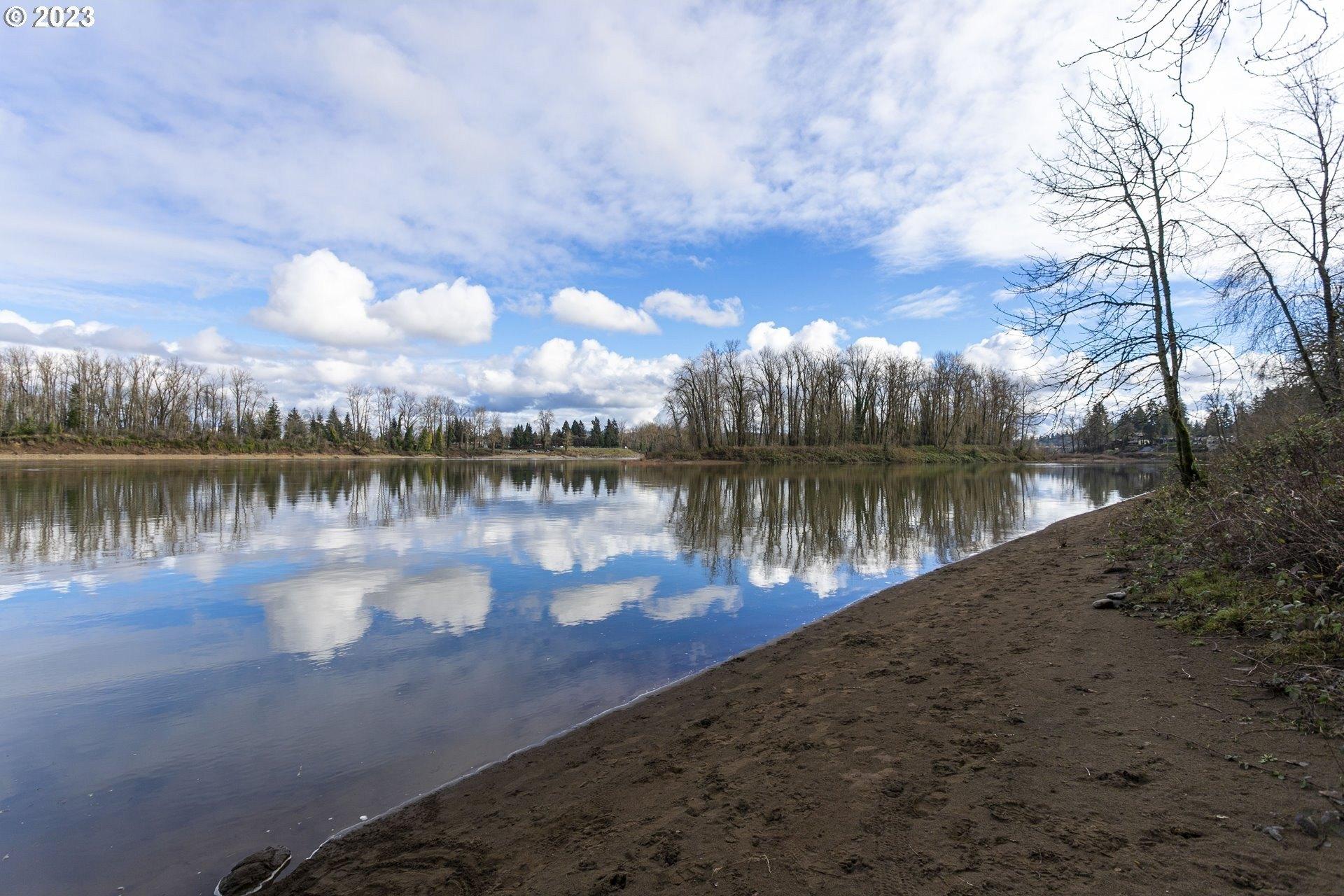 Parkside Ct, West Linn, OR 97068