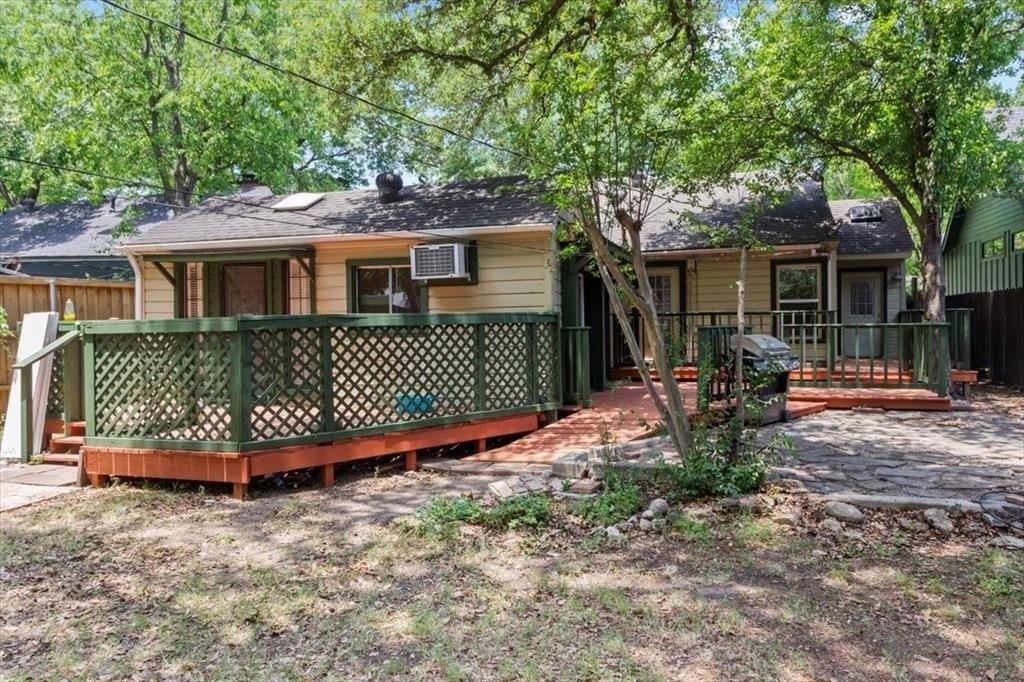 San Fernando Way, Dallas, TX 75218