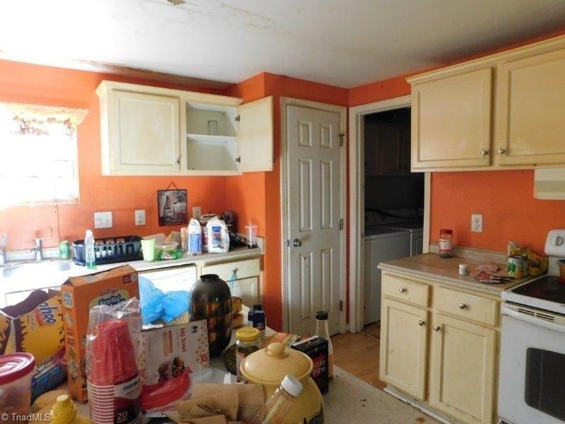 Holt Rd, Cary, NC 27519