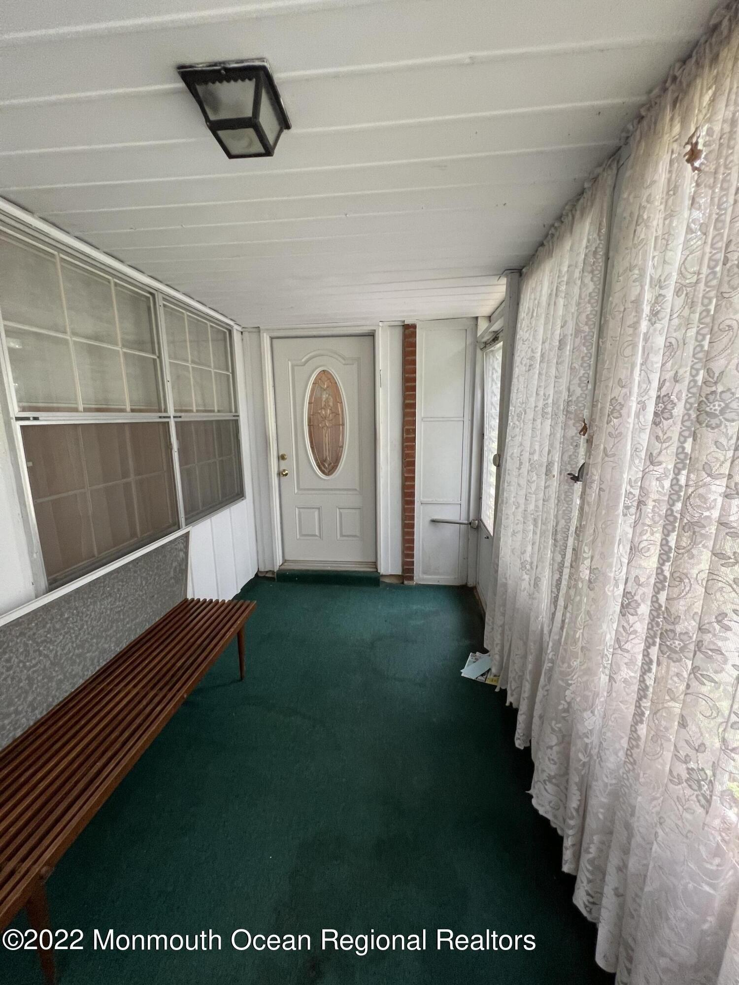 Cambridge Ct, Lakewood, NJ 08701