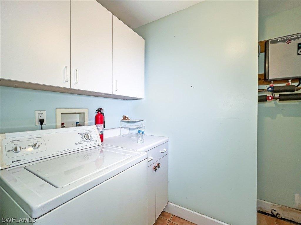 Edith Esplanade, Cape Coral, FL 33904