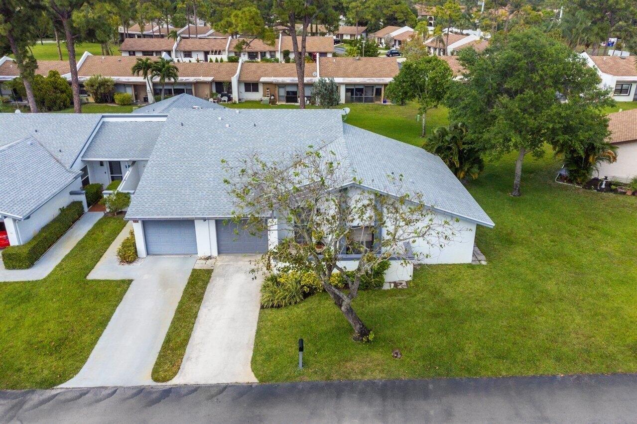 Elsinore Cir, Greenacres, FL 33463
