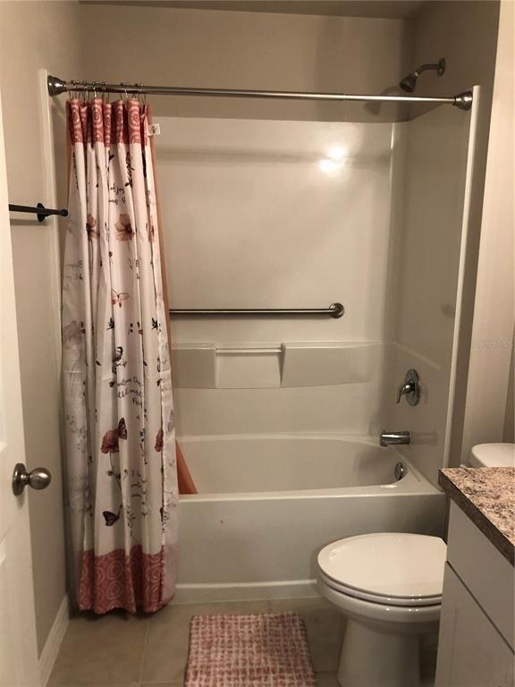 Rio Villa Lakes Cir, Punta Gorda, FL 33950