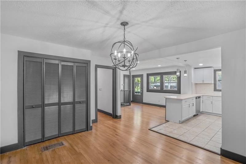 Gilbert Pl, Forest Park, GA 30297