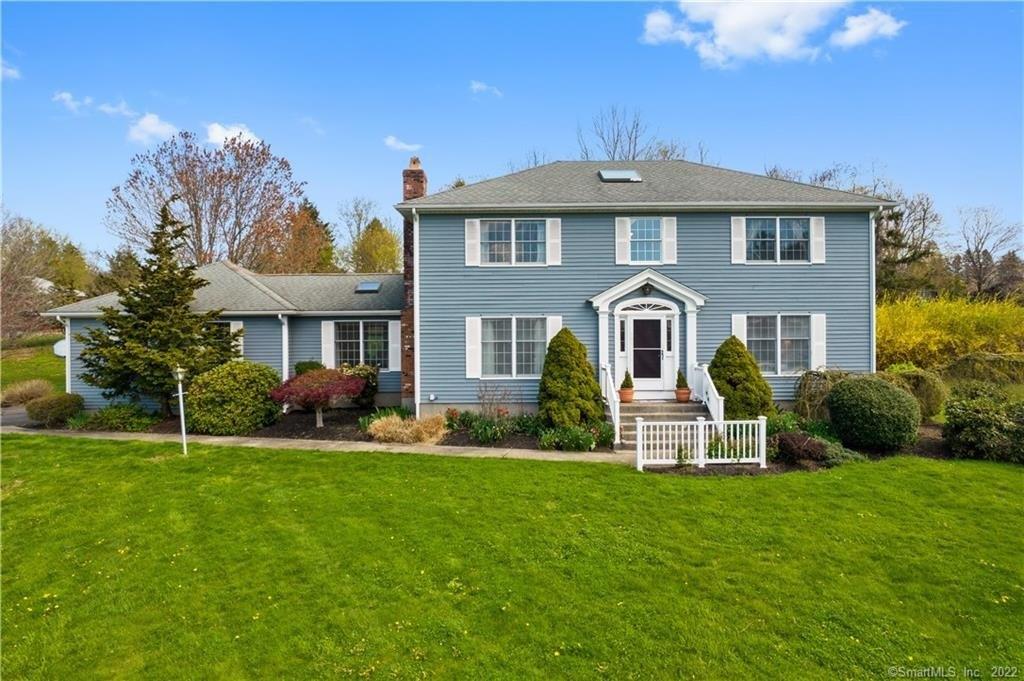 Rolling Hills Dr, Meriden, CT 06451