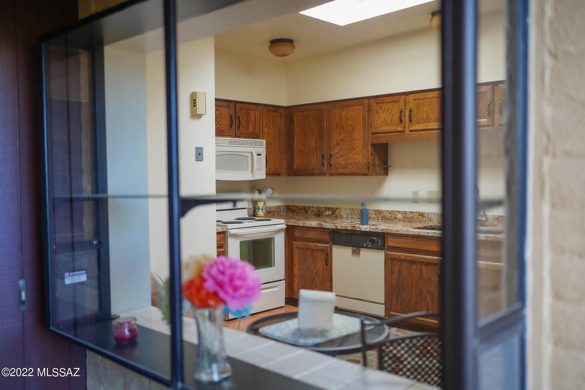 W Calle Altamira, Green Valley, AZ 85622