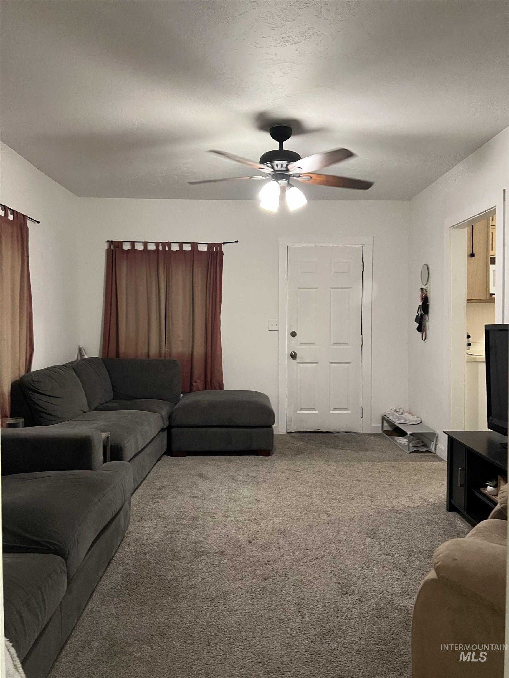 Arthur St, Caldwell, ID 83605