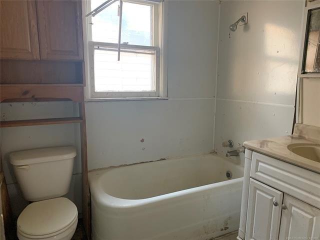 W 126th St, Overland Park, KS 66213