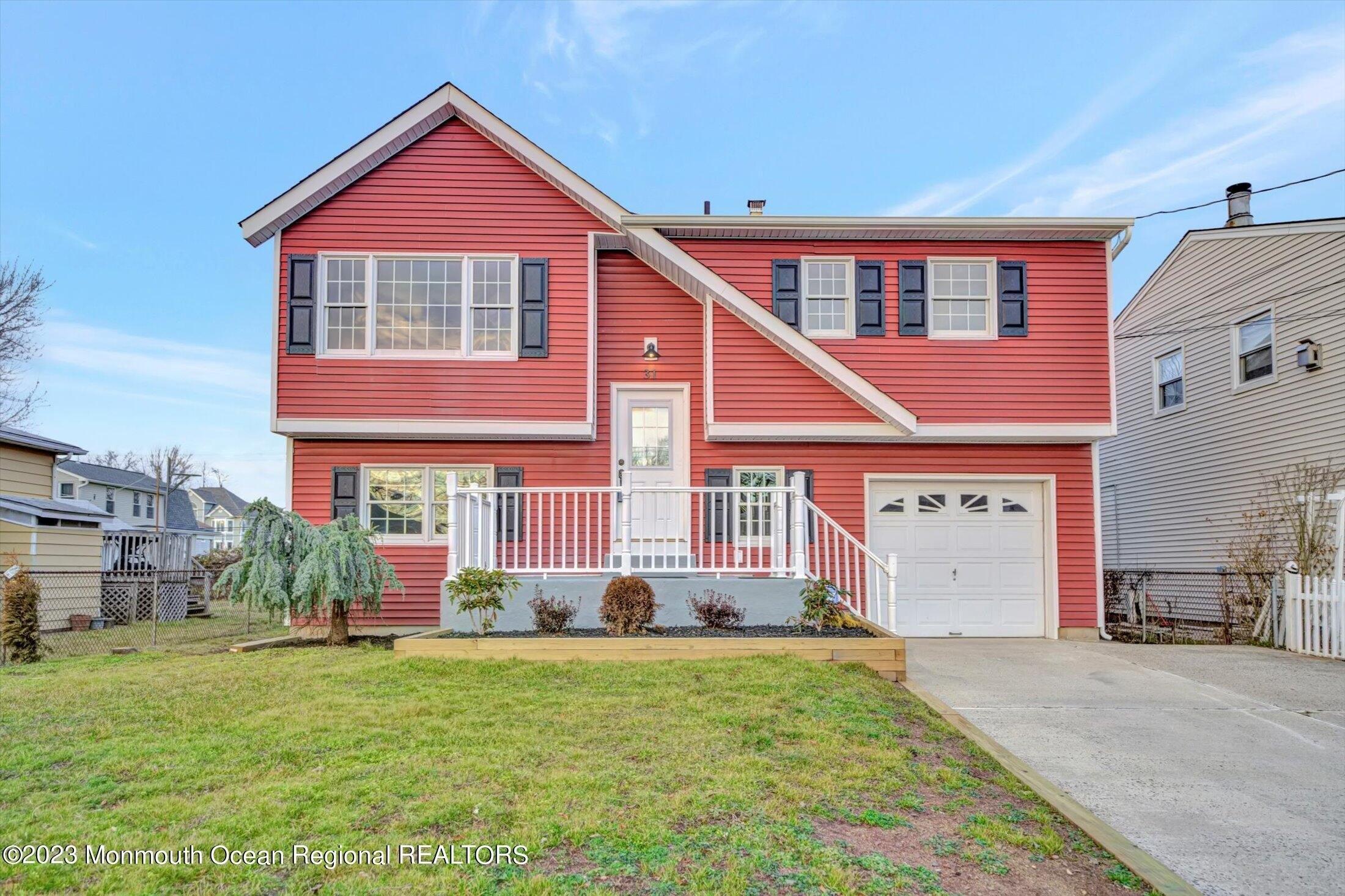 Monmouth Ave, North Middletown, NJ 07748