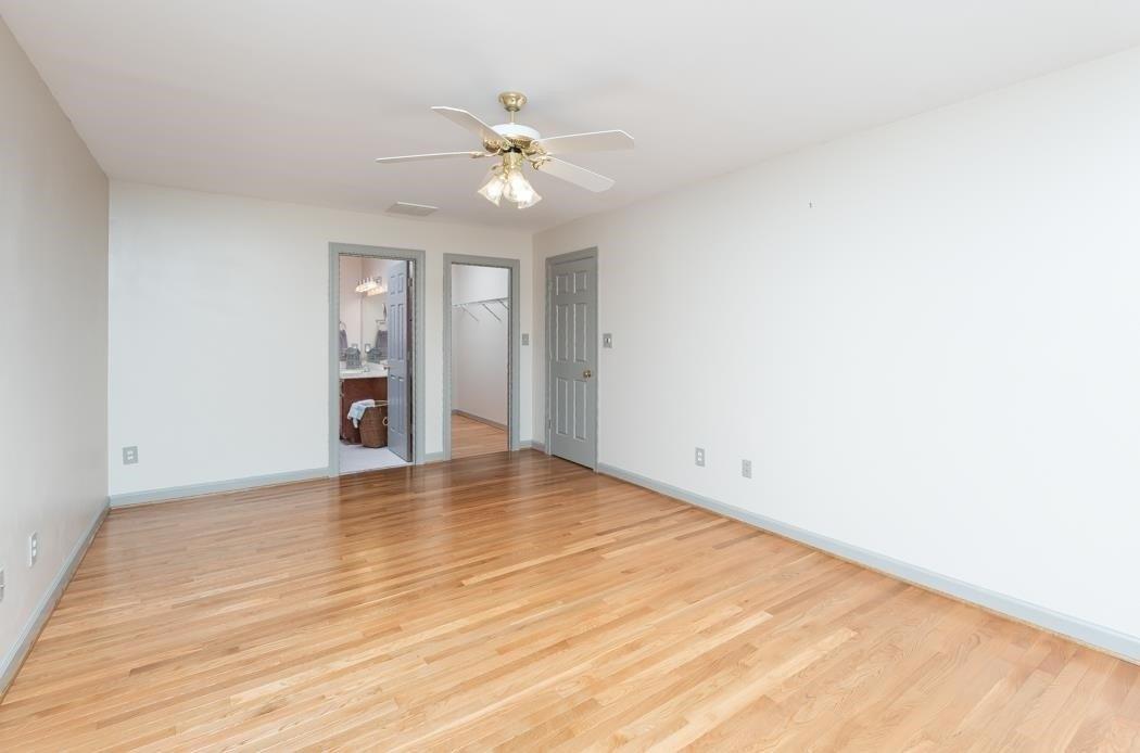 Pelham Woods Cir, Waynesboro, VA 22980