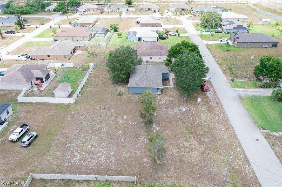 Manatee St, Fort Myers, FL 33913