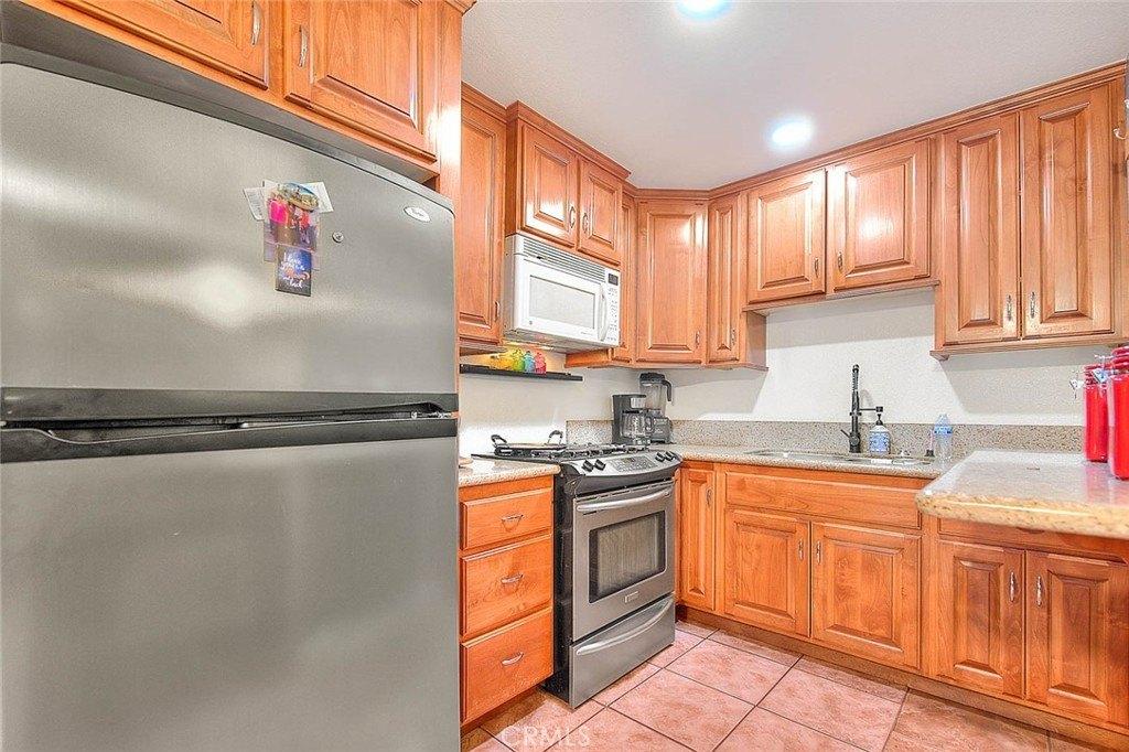Jackson St, Colton, CA 92324