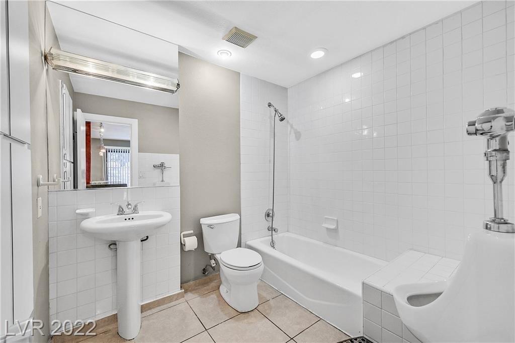 Pepper Tree Cir, Henderson, NV 89014