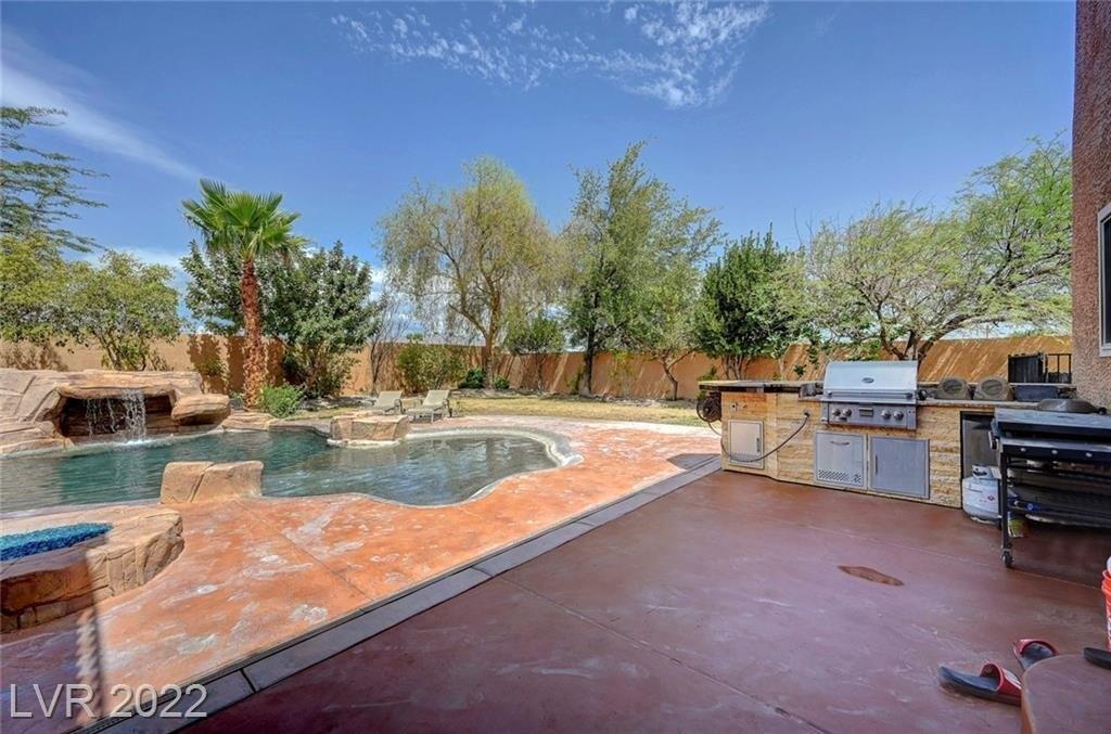 N El Capitan Way, Las Vegas, NV 89149