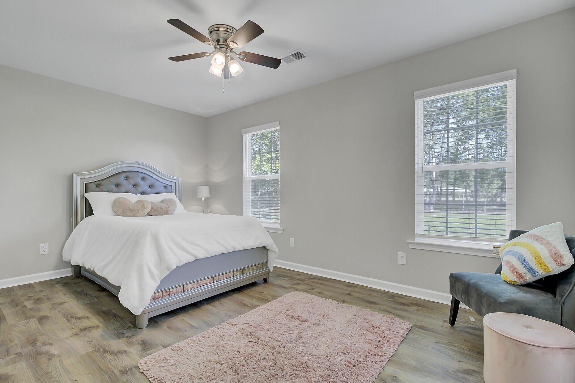Dahlia Pl, Summerville, SC 29483