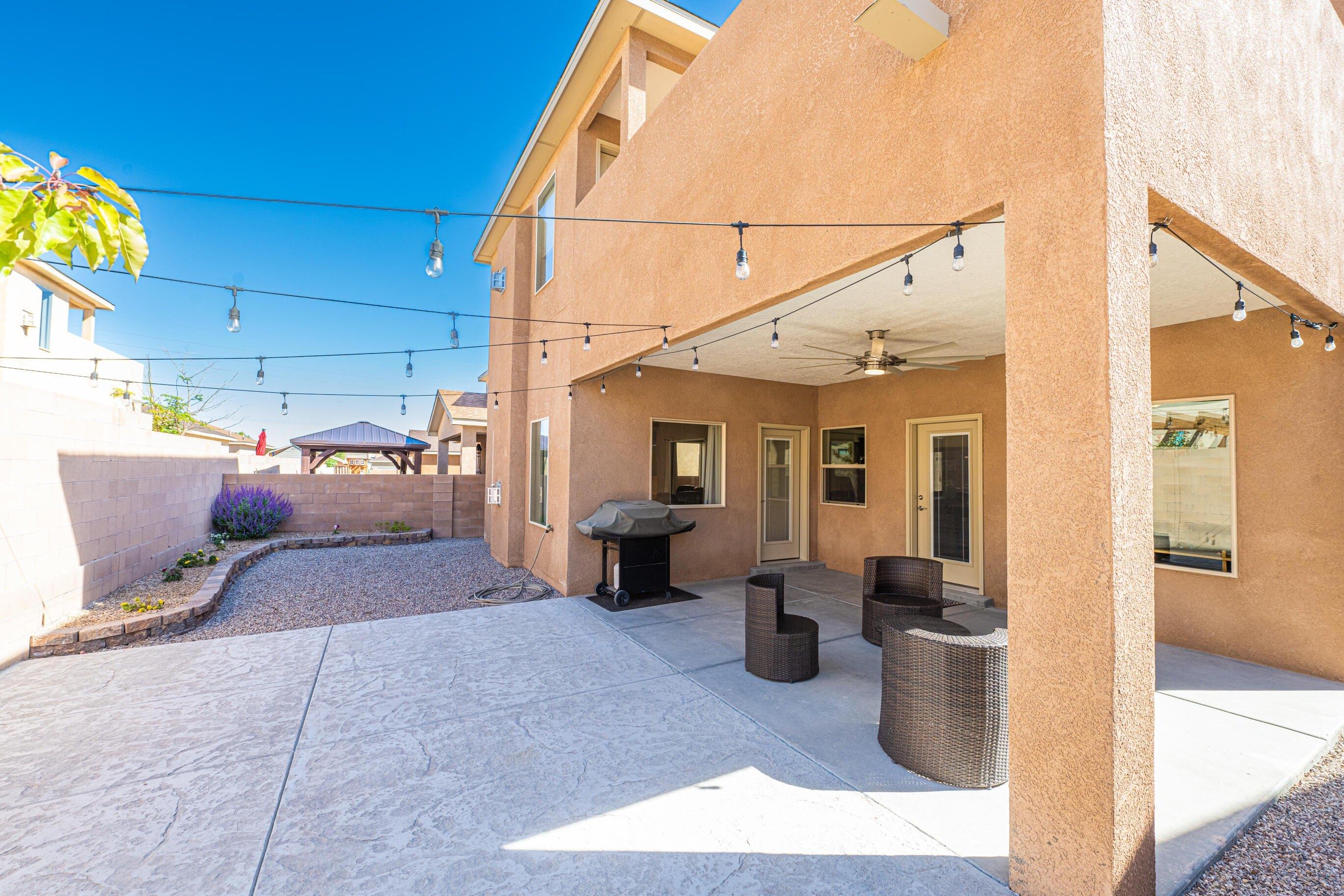 Desert Sky St Sw, Los Lunas, NM 87031