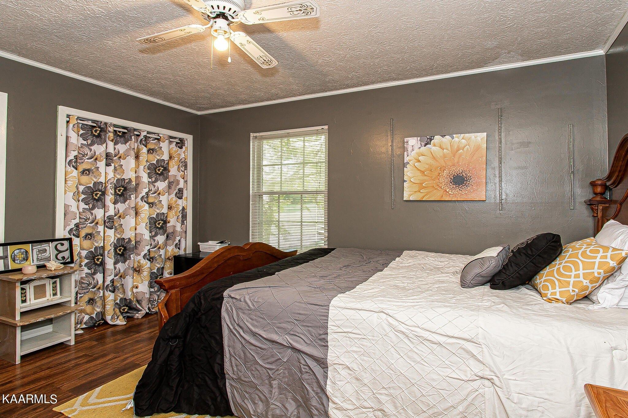 Cricket Rd, Powell, TN 37849