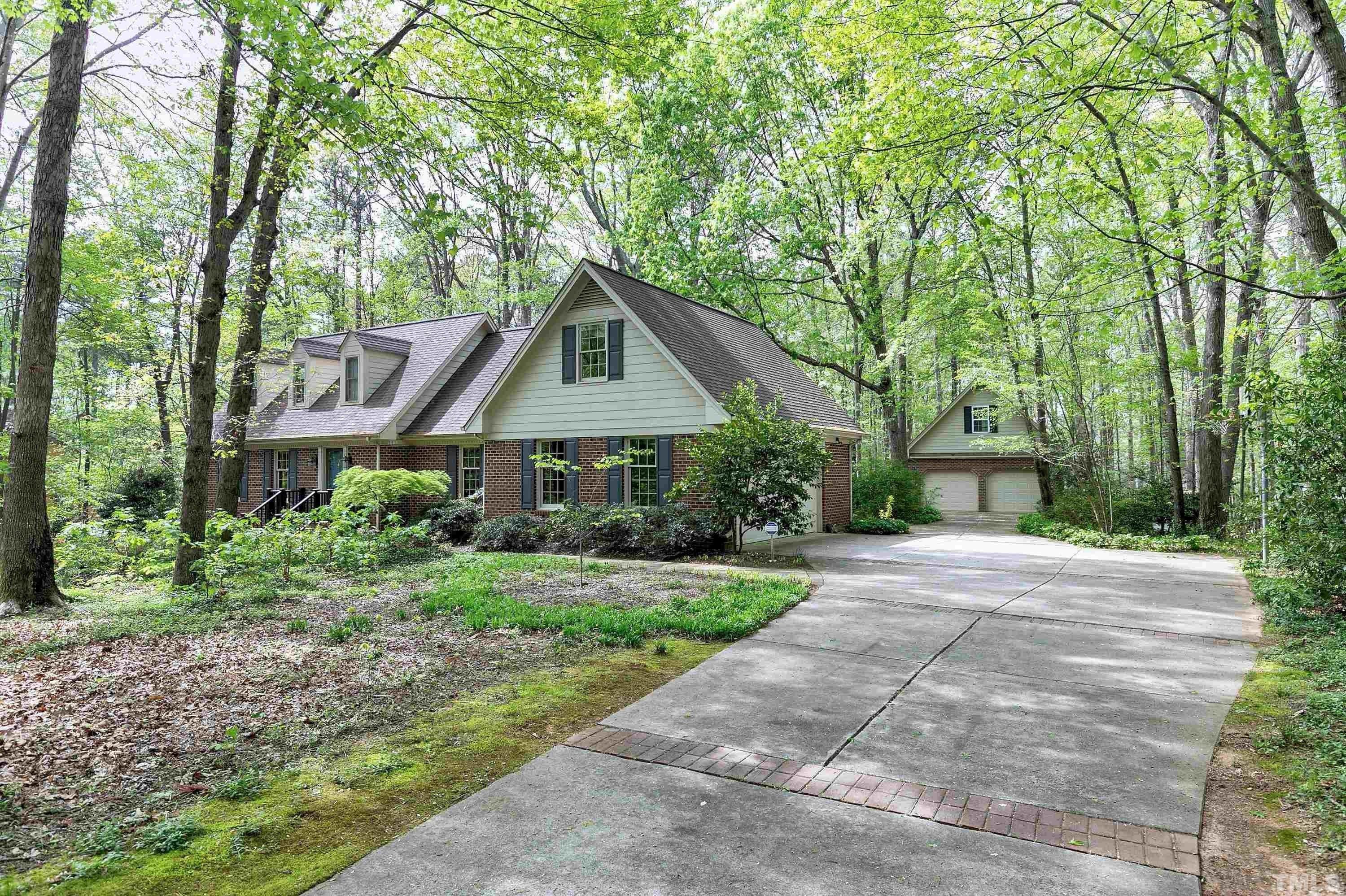 Larkwood Ln, Cary, NC 27518