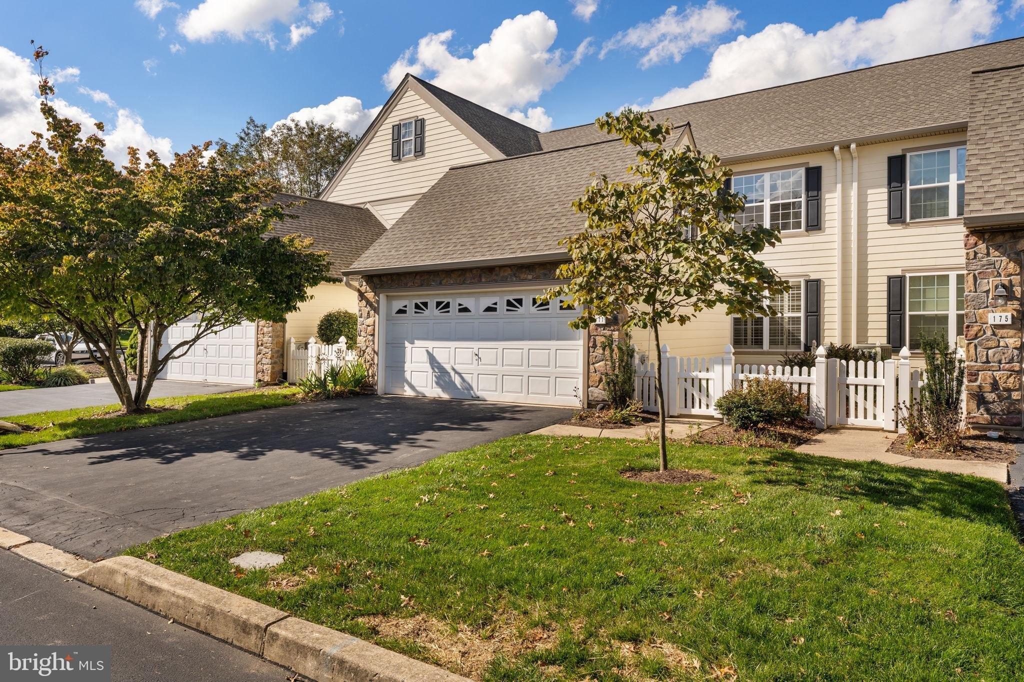 Stewarts Ct, Phoenixville, PA 19460