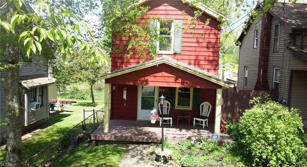 Eastland Ave, Akron, OH 44305