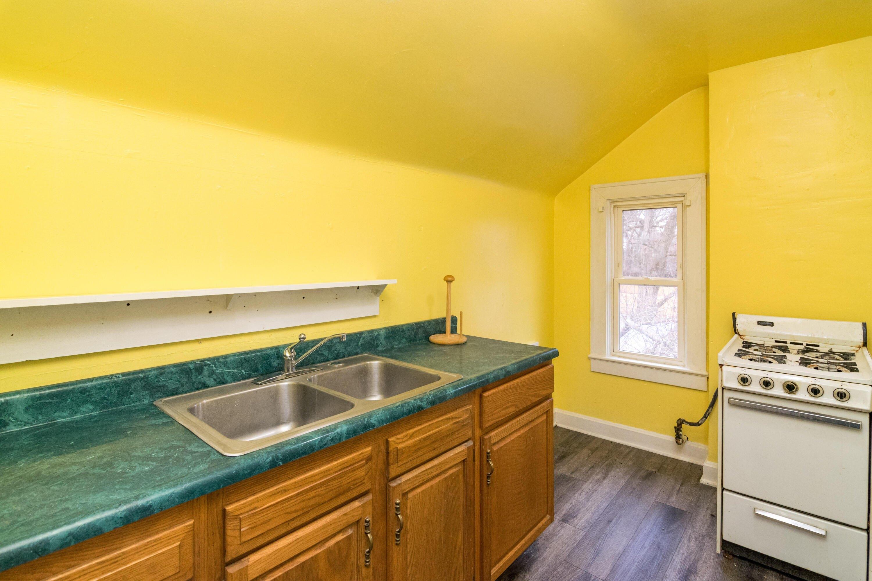 Bassett Ave, Lexington, KY 40502