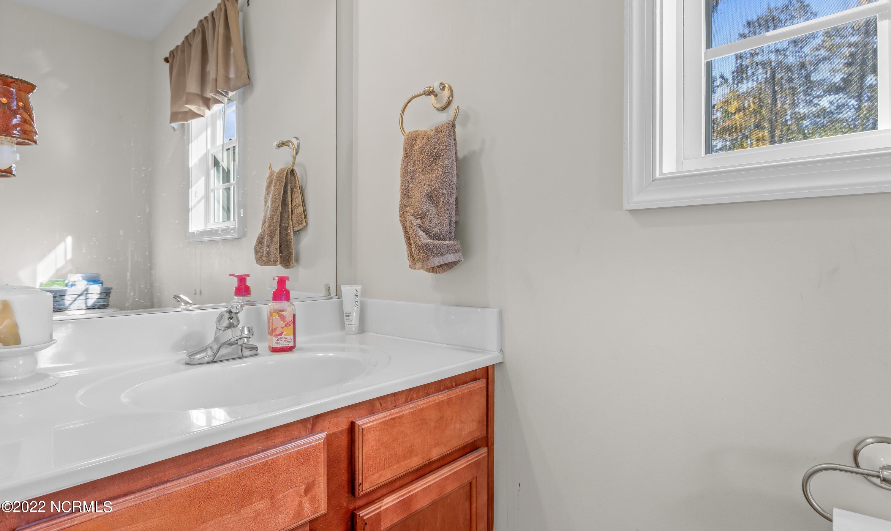 Enchanted Way, Elizabeth City, NC 27909
