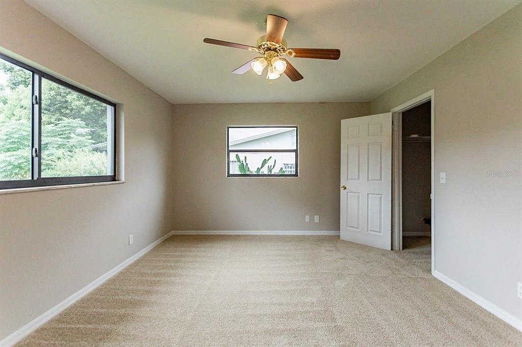 Elinor Ave S, Dundee, FL 33838