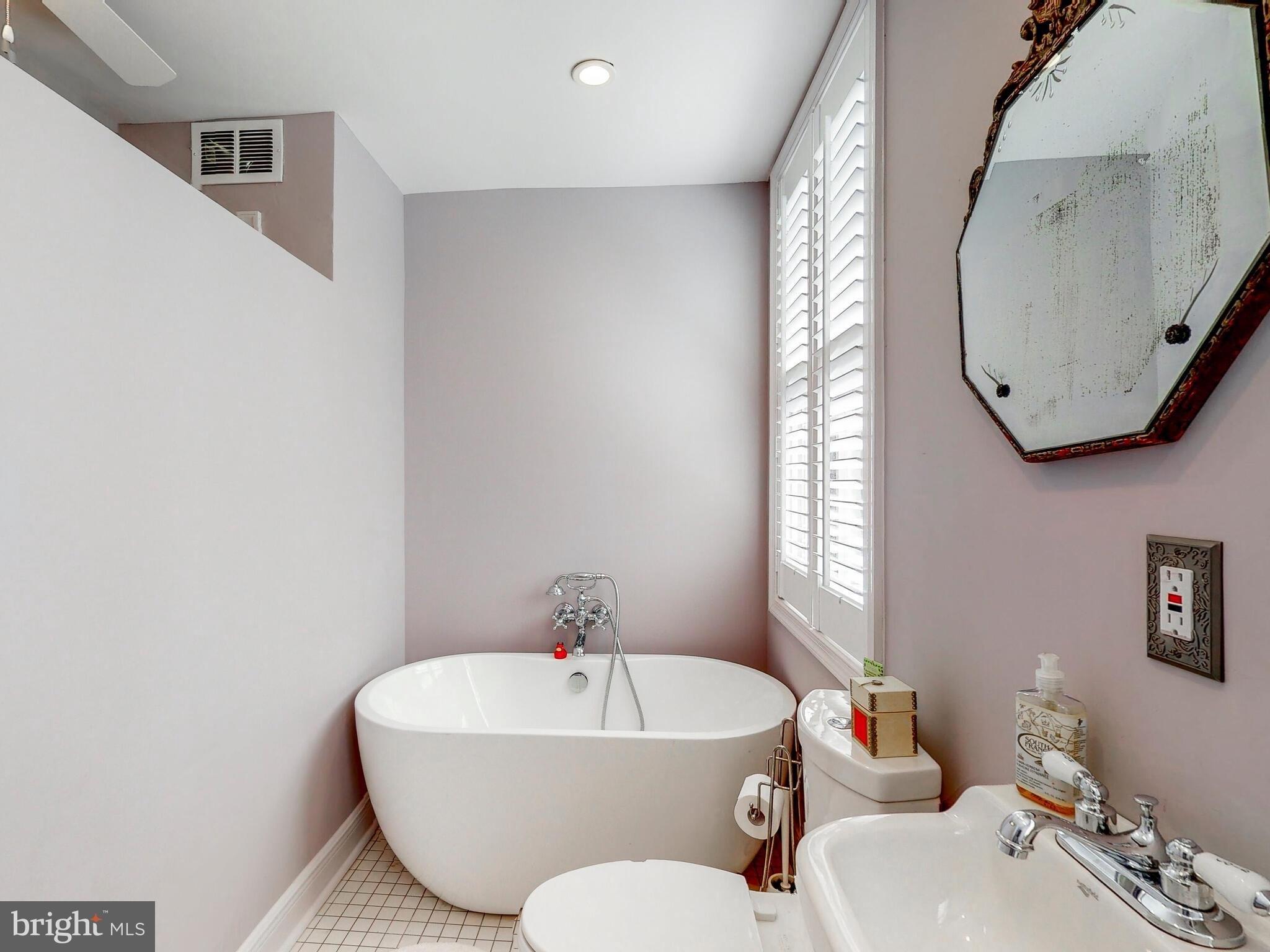 N Calvert St, Baltimore, MD 21202