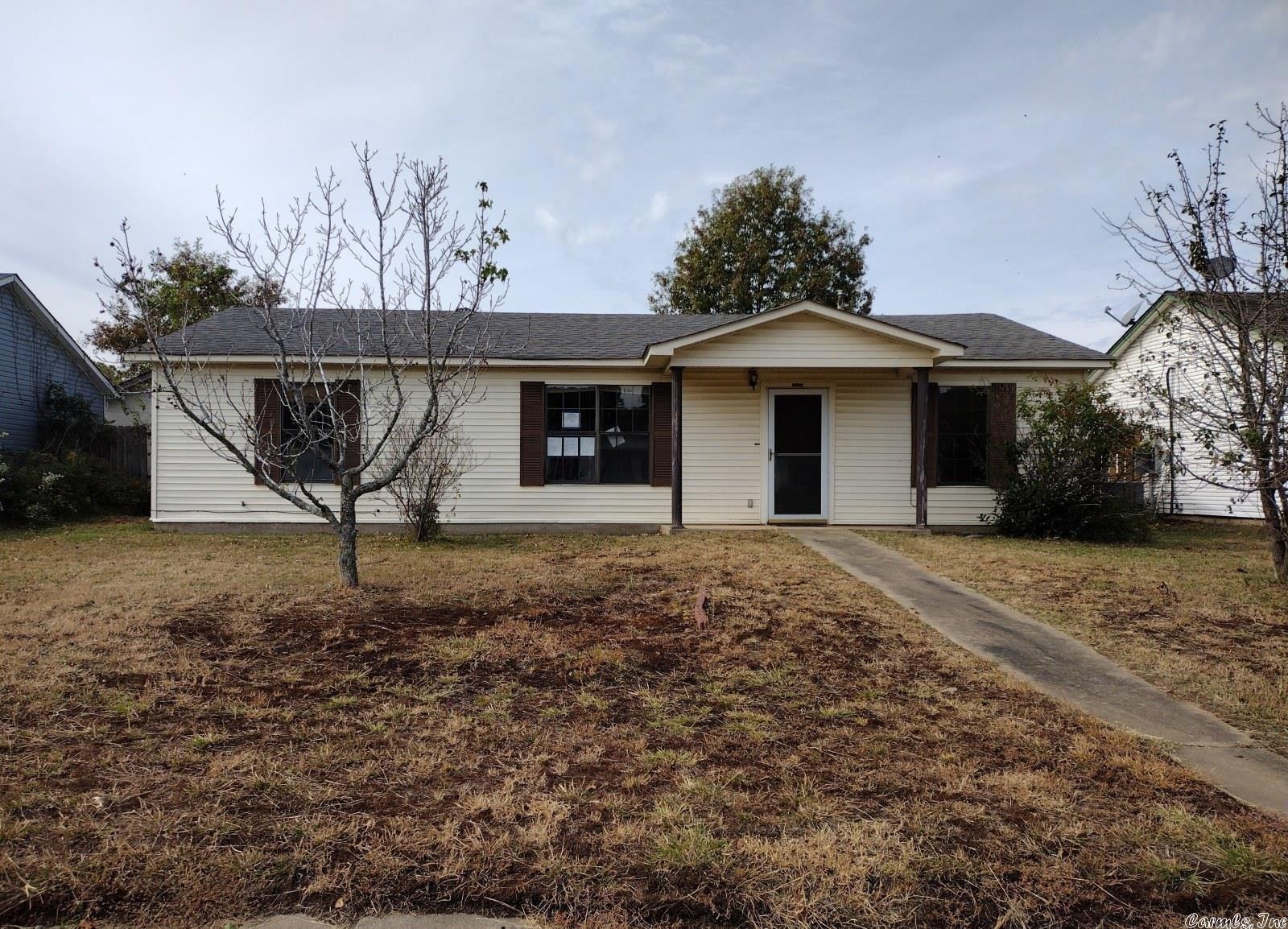 Krestview Dr, Mabelvale, AR 72103