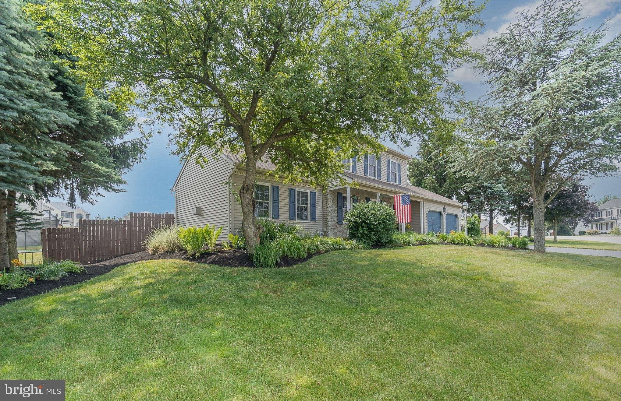 Kinross Ave, York, PA 17402
