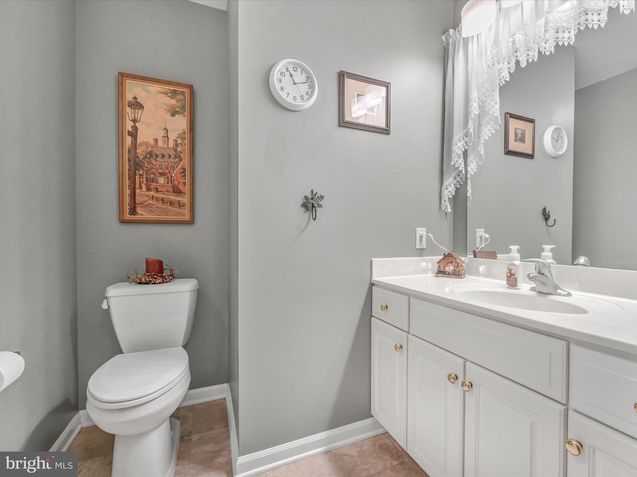 Burr Oak Dr, Millersville, PA 17551