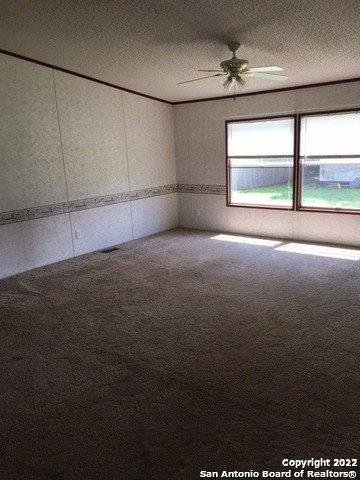 Reiley Rd, Seguin, TX 78155