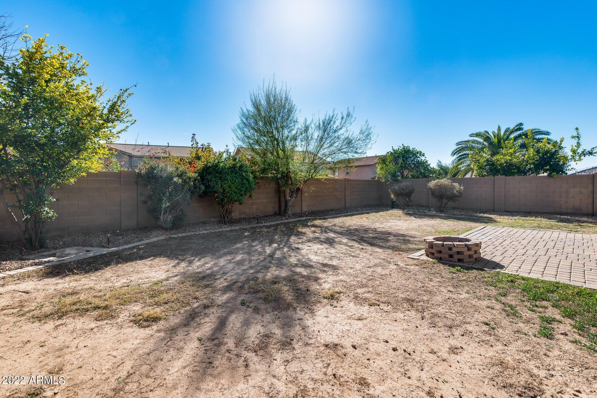 W Jones Ave, Phoenix, AZ 85043