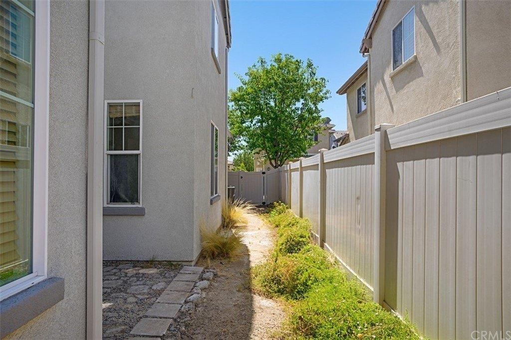 Filaree Ln, Murrieta, CA 92562