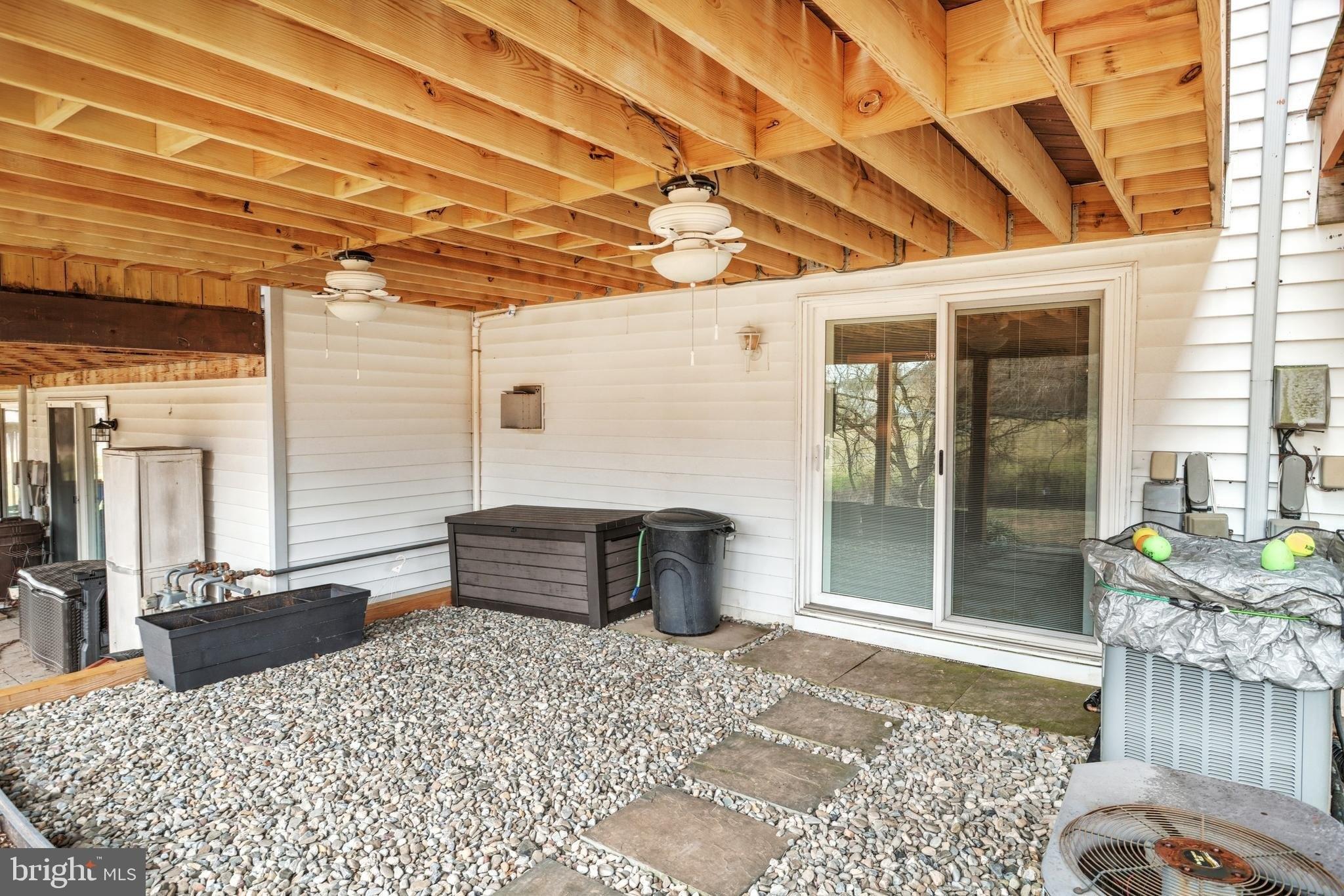 Woodmont Dr, York, PA 17404