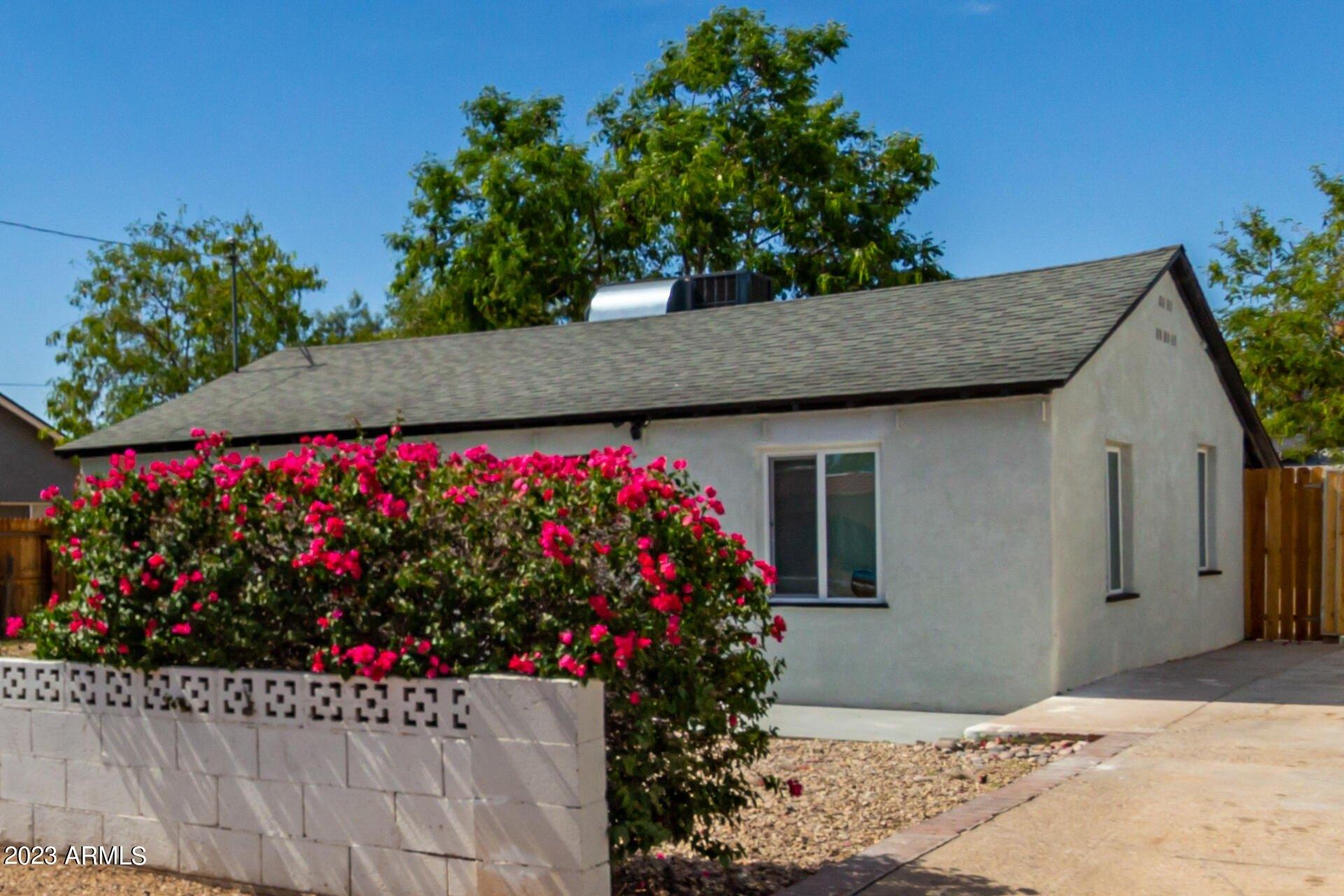 E Willetta St, Phoenix, AZ 85008