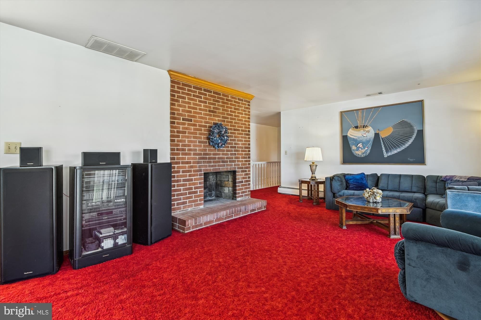 Evergreen Rd, Severn, MD 21144