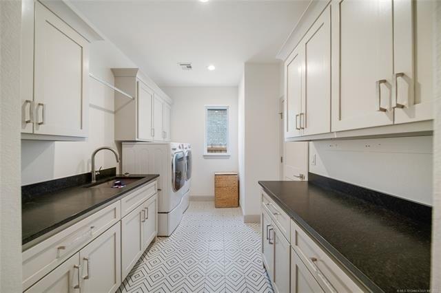 W Tucson Ct, Broken Arrow, OK 74011