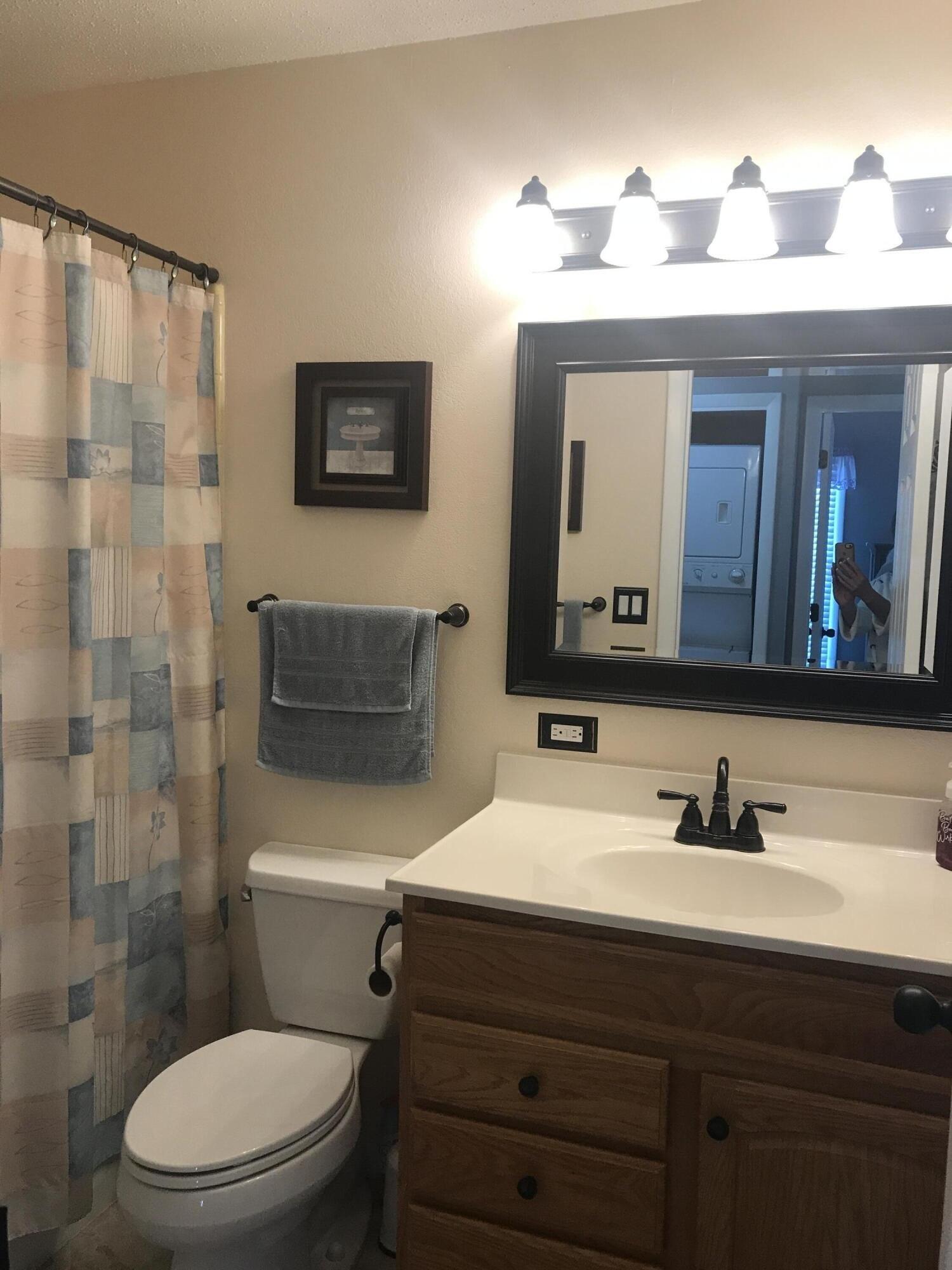 Canterbury Ln, Alpena, MI 49707