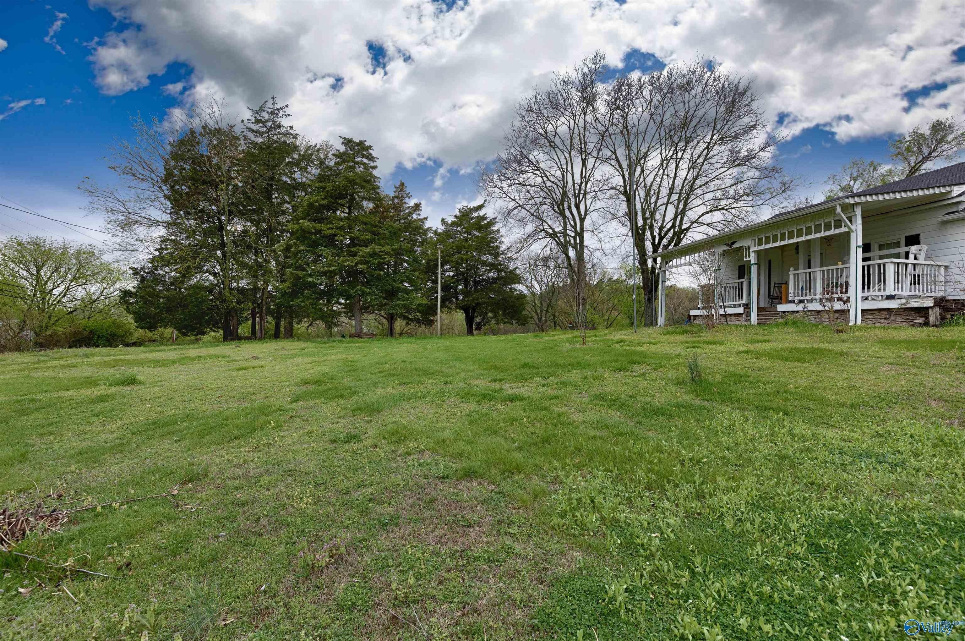 E Jefferson St, Pulaski, TN 38478