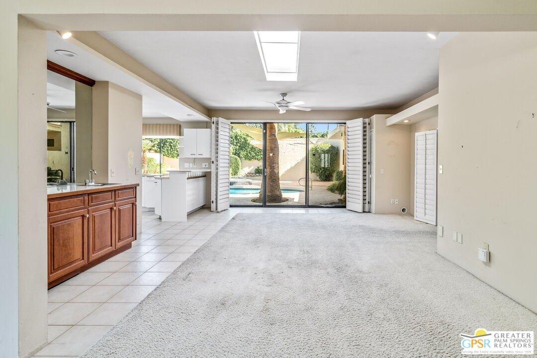 E Ocotillo Ave, Palm Springs, CA 92264
