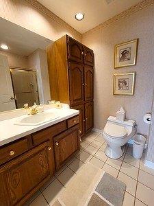 S Ridge Dr, Arlington Heights, IL 60005