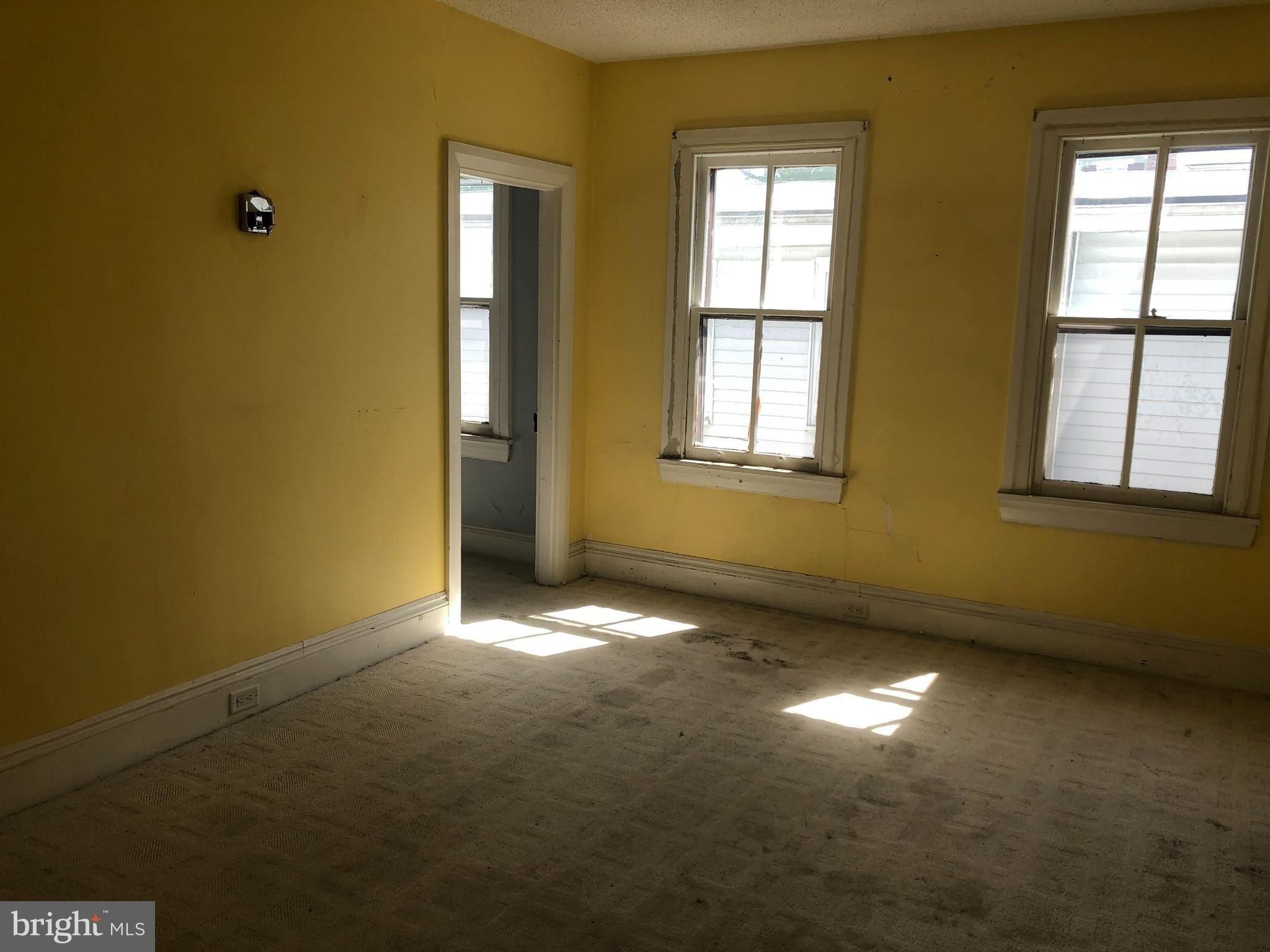 Mill St, Mount Holly, NJ 08060